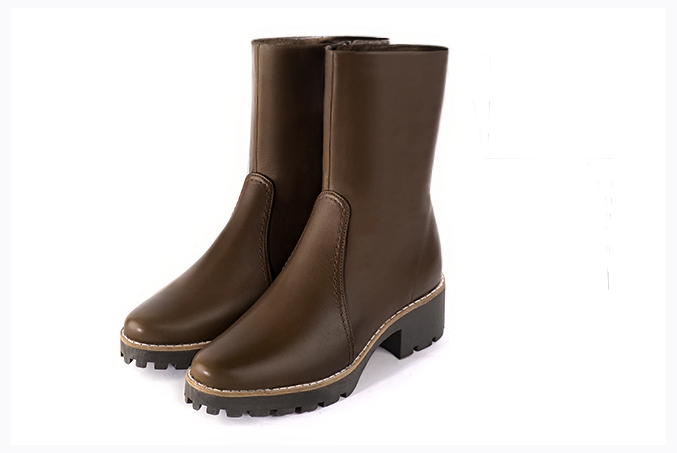 Dark brown women's booties, with a zip on the inside. Round toe. Low rubber soles - Florence KOOIJMAN